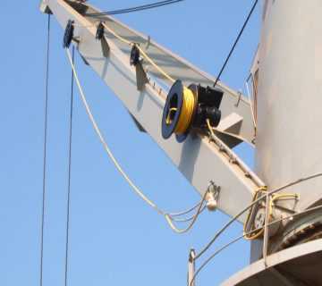 قرقره های طناب جمع کن